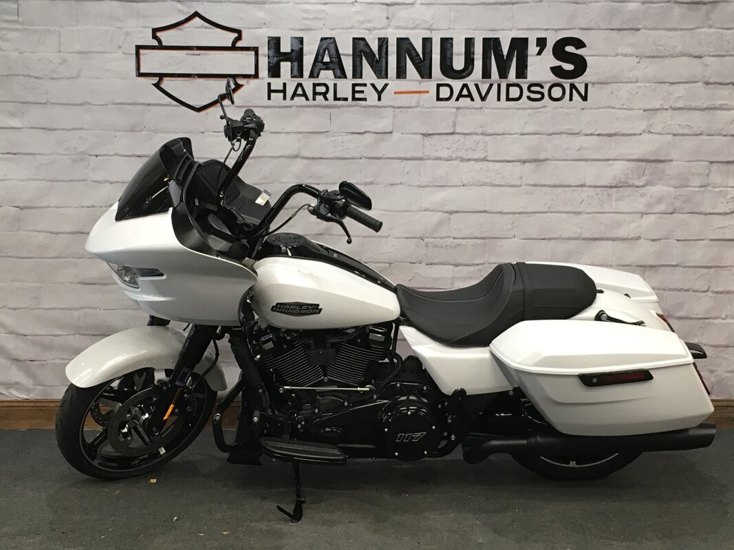 2025 Harley-Davidson Road Glide White Onyx Pearl - Black Finish FLTRX - Photo 5