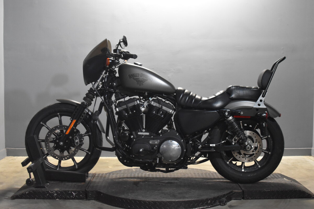 2018 Harley-Davidson Iron 883 XL 883N - Photo 2