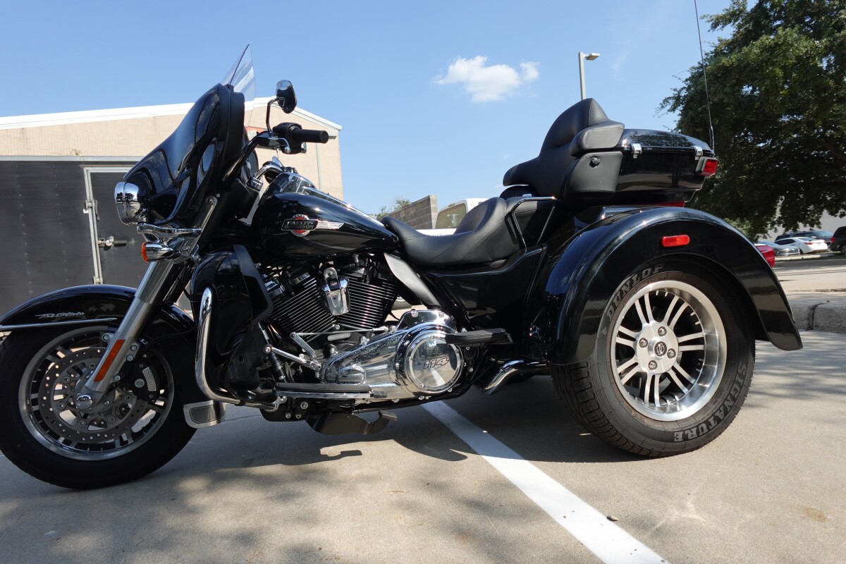 2023 Harley-Davidson Tri Glide Ultra FLHTCUTG - Photo 5