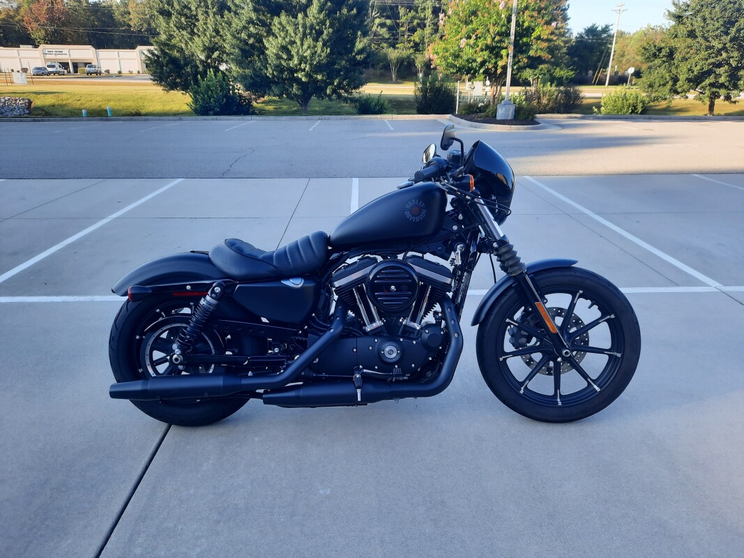 2022 Harley-Davidson Iron 883 Black Denim - Photo 5