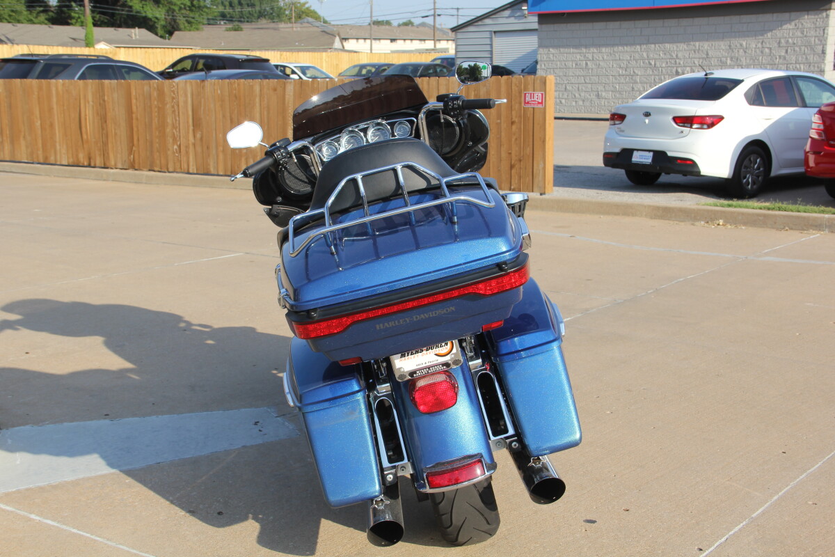 2014 Harley-Davidson Ultra Limited Custom Colour Daytona Blue - Photo 9