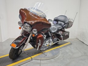 FLHTK 2011 Electra Glide® Ultra Limited thumb 2