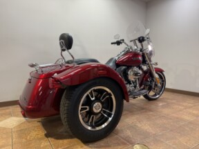 2016 FLRT Freewheeler® thumb 1