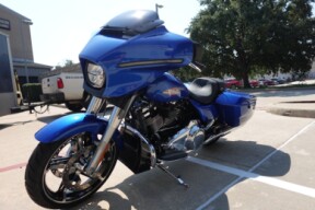 2025 Harley-Davidson® Street Glide® FLHX thumb 0