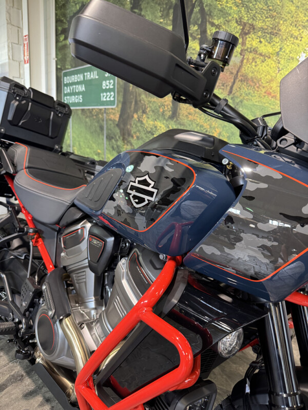 2025 Harley-Davidson CVO Pan America - Photo 2