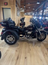 FLHTCUTG 2022 Tri Glide® Ultra thumb 0