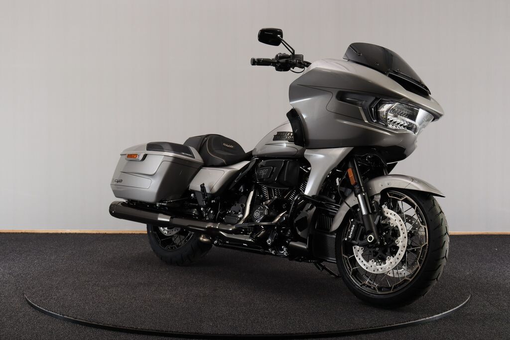Foto van Road Glide 2023