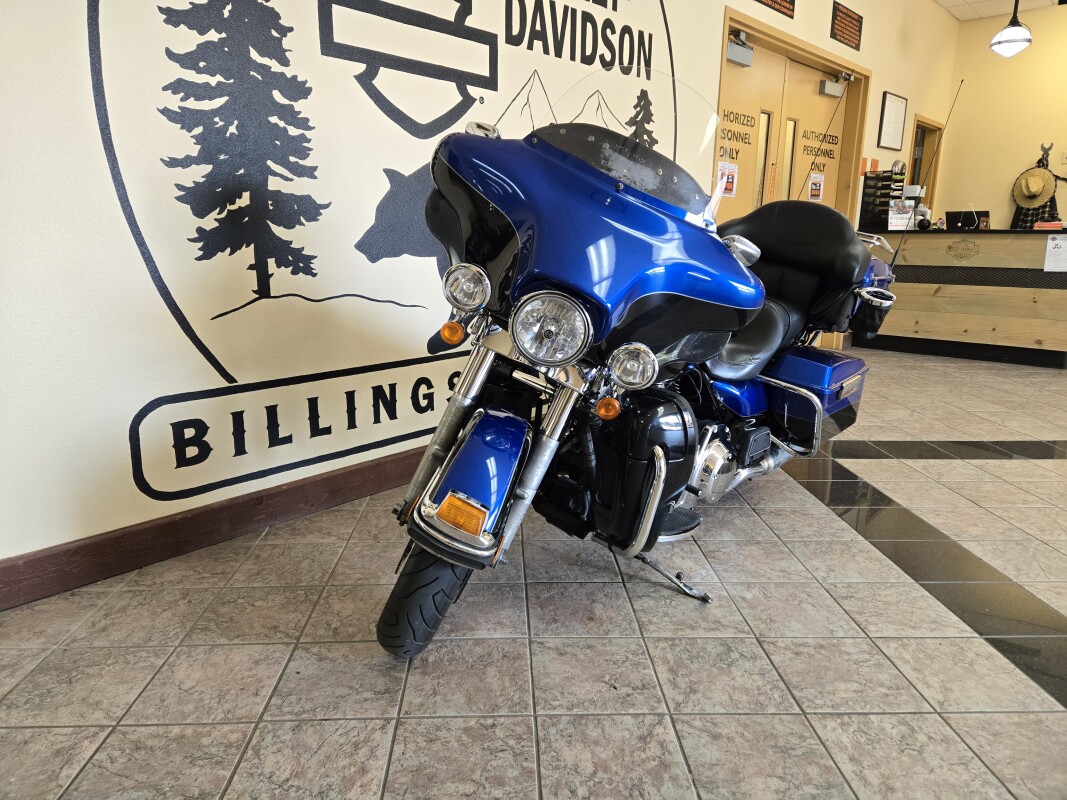 2010 Harley-Davidson Electra Glide Ultra Limited Two-Tone Flame Blue Pearl/Vivid Black - Photo 4