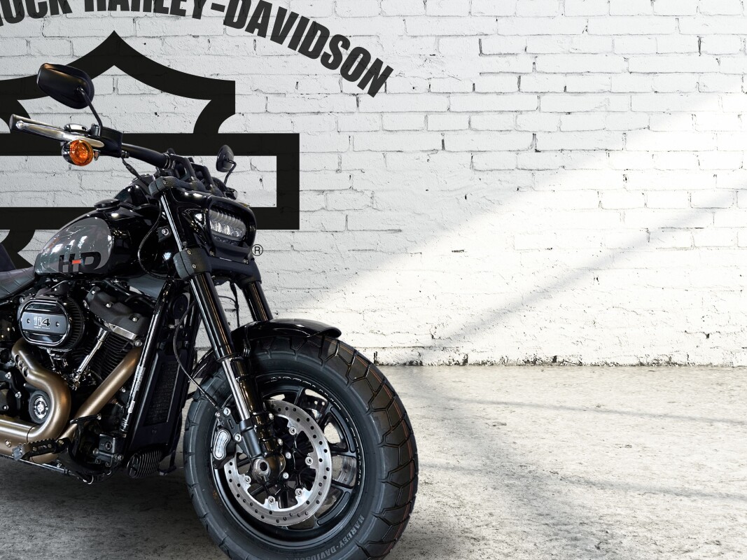 2023 Harley-Davidson Fat Bob 114 Vivid Black - Photo 3