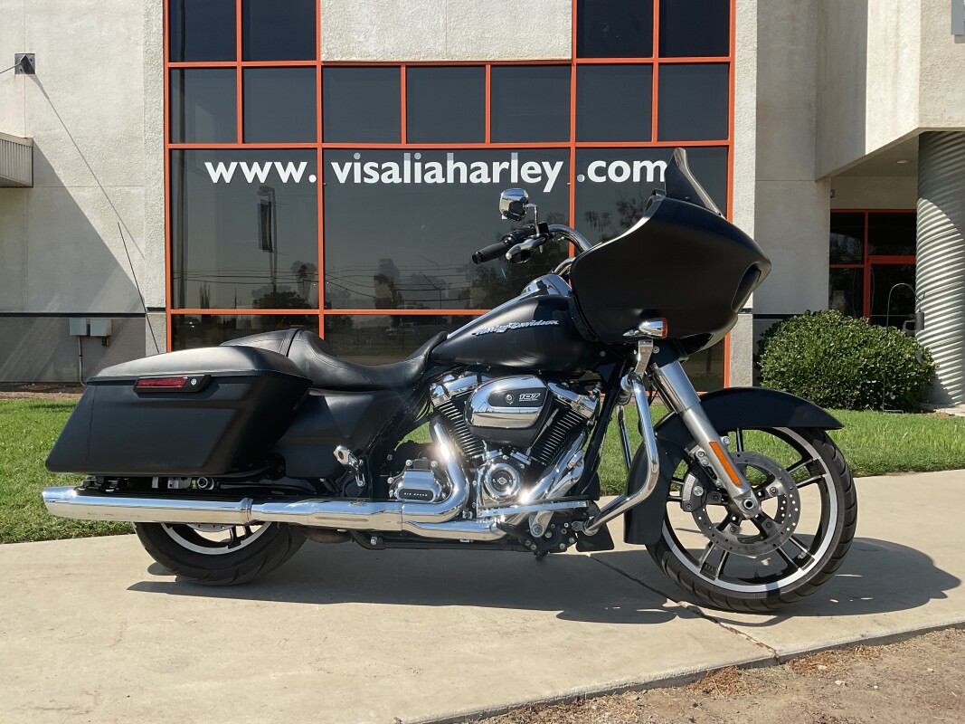 FLTRXS 2017 Road Glide Special