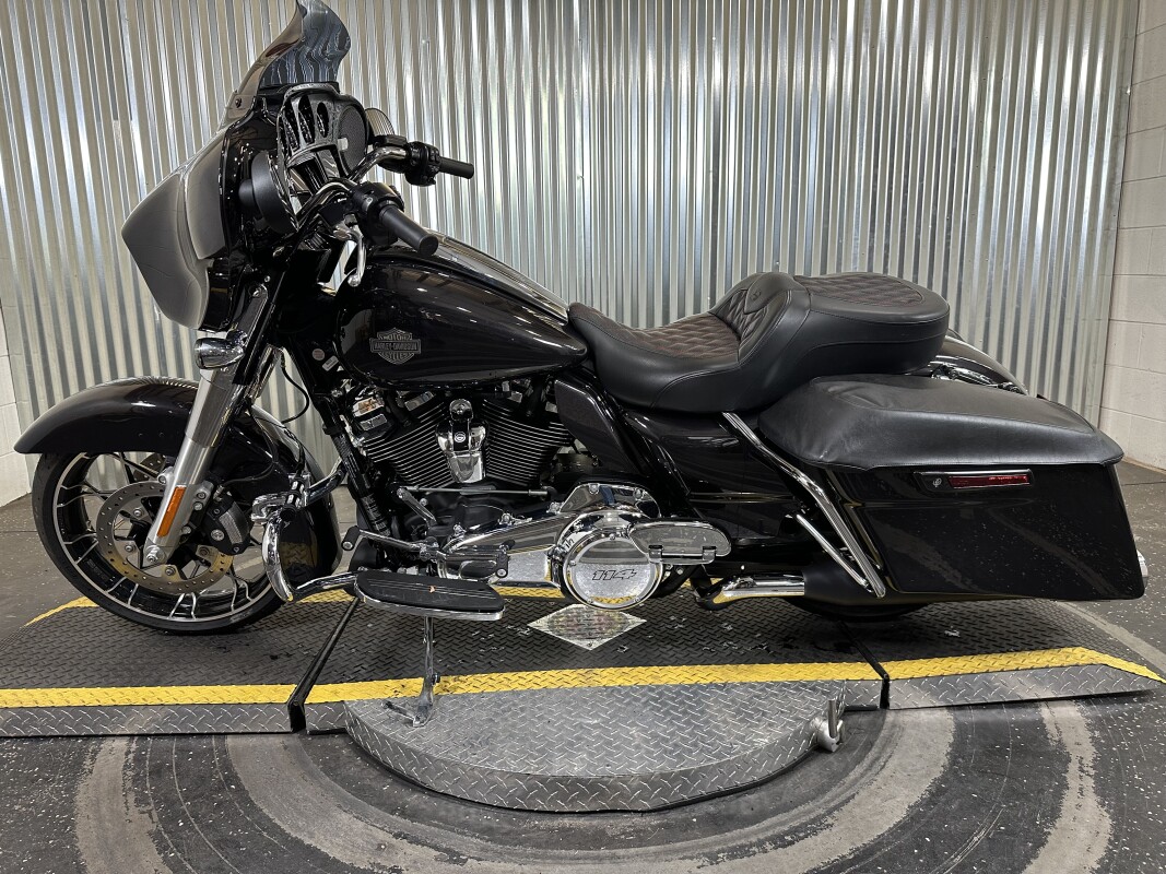 2021 Harley-Davidson Street Glide Special Black Jack Metallic - Photo 5