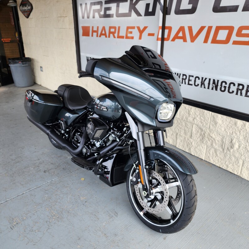 2025 Harley-Davidson Street Glide - Photo 4