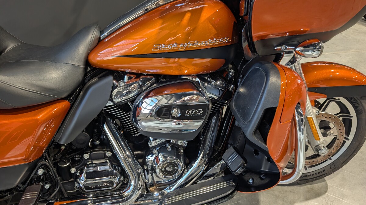 2019 Harley-Davidson Road Glide Ultra Scorched Orange/Black Denim - Photo 2