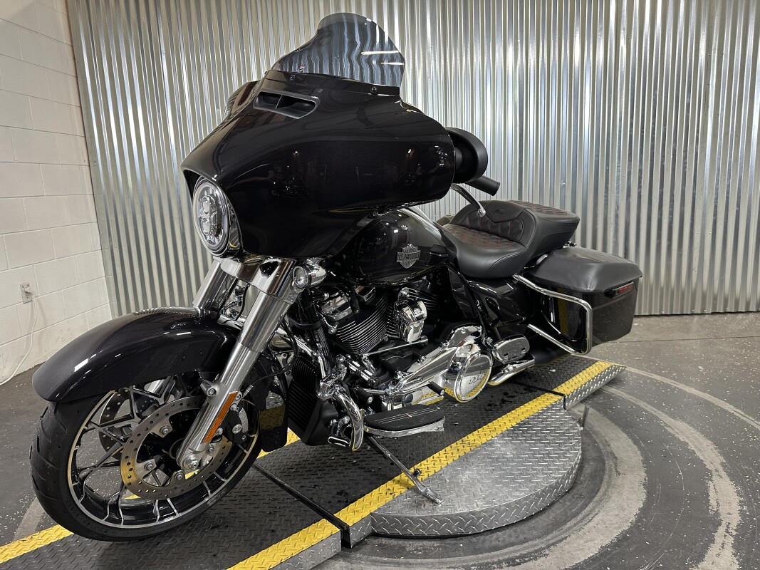 2021 Harley-Davidson Street Glide Special Black Jack Metallic - Photo 4