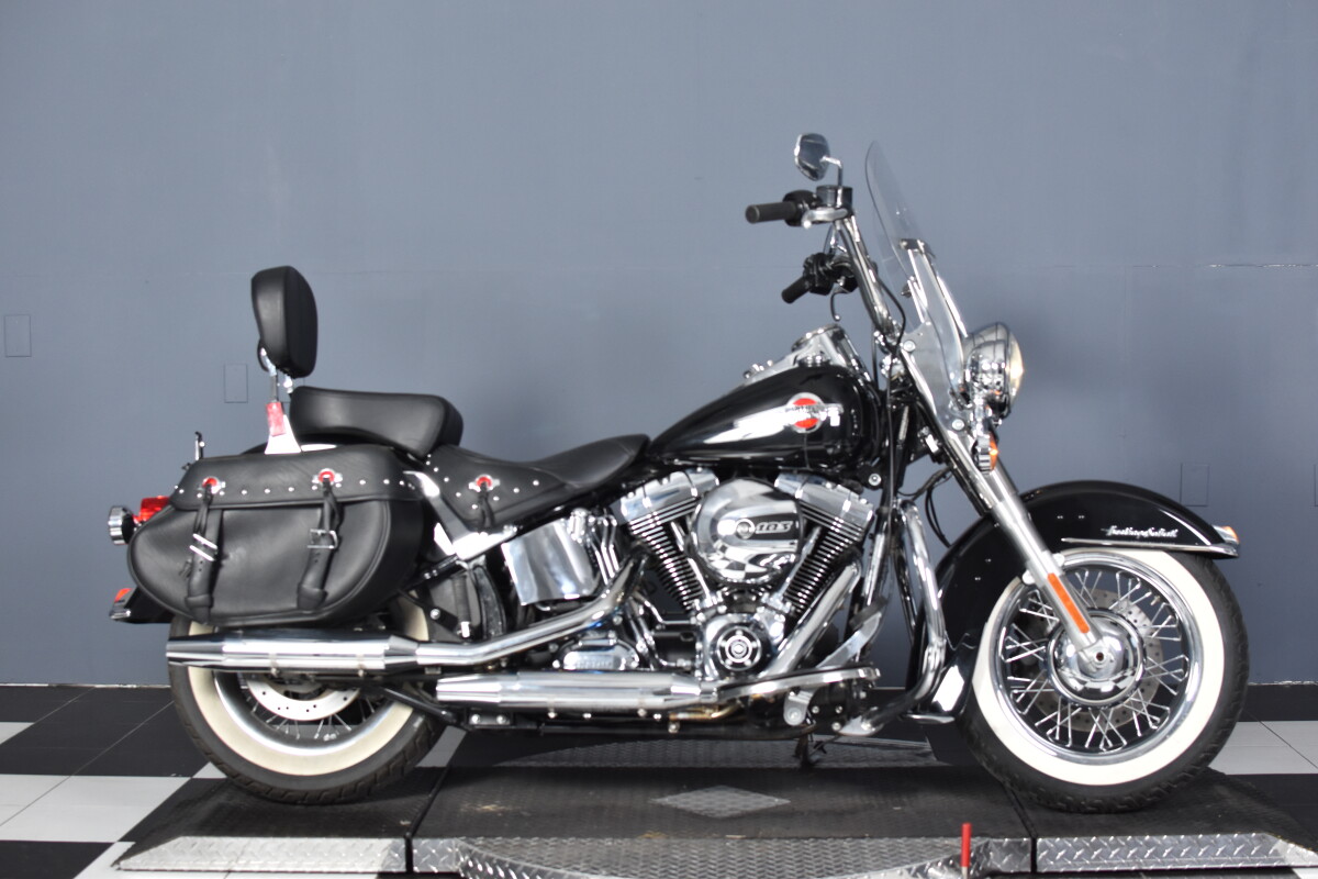 2017 Harley-Davidson® Heritage Softail® Classic FLSTC | Desert