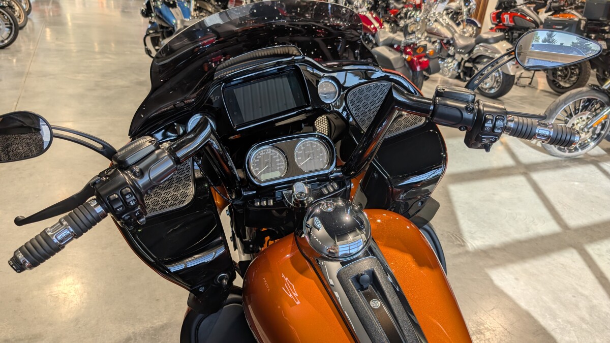 2019 Harley-Davidson Road Glide Ultra Scorched Orange/Black Denim - Photo 7