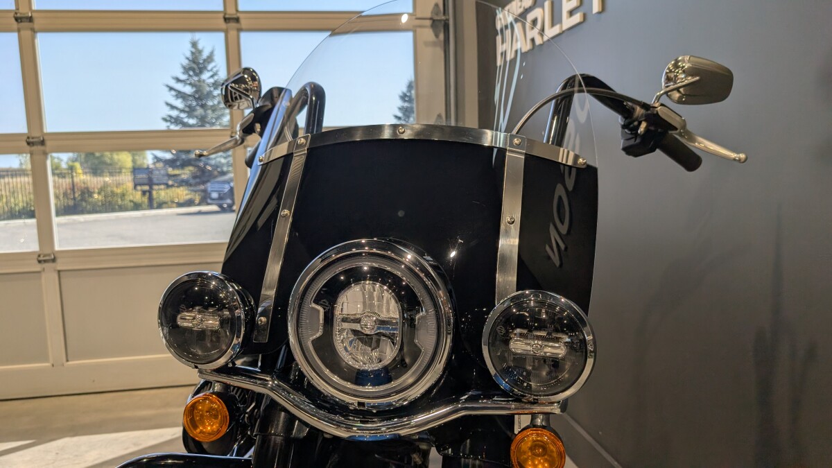 2018 Harley-Davidson Heritage Classic 114 Legend Blue/Vivid Black - Photo 10