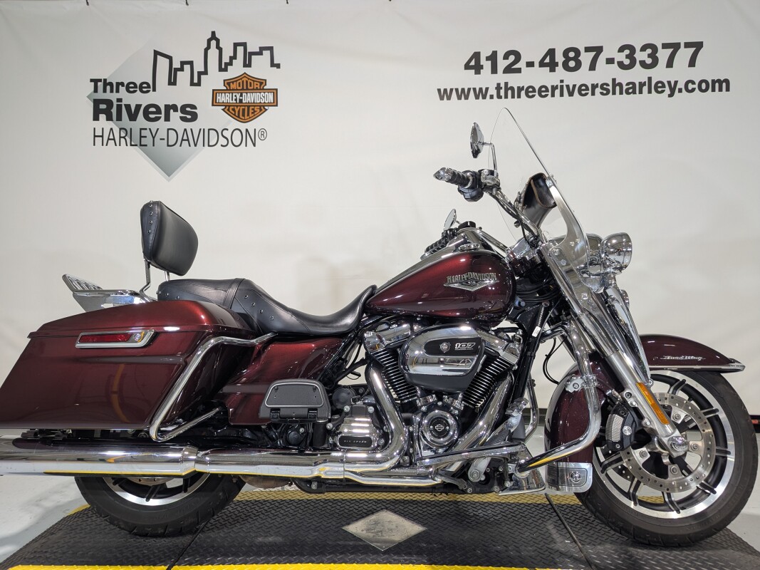 Pre-owned 2019 Harley-Davidson® Road Glide® Ultra Twisted Cherry