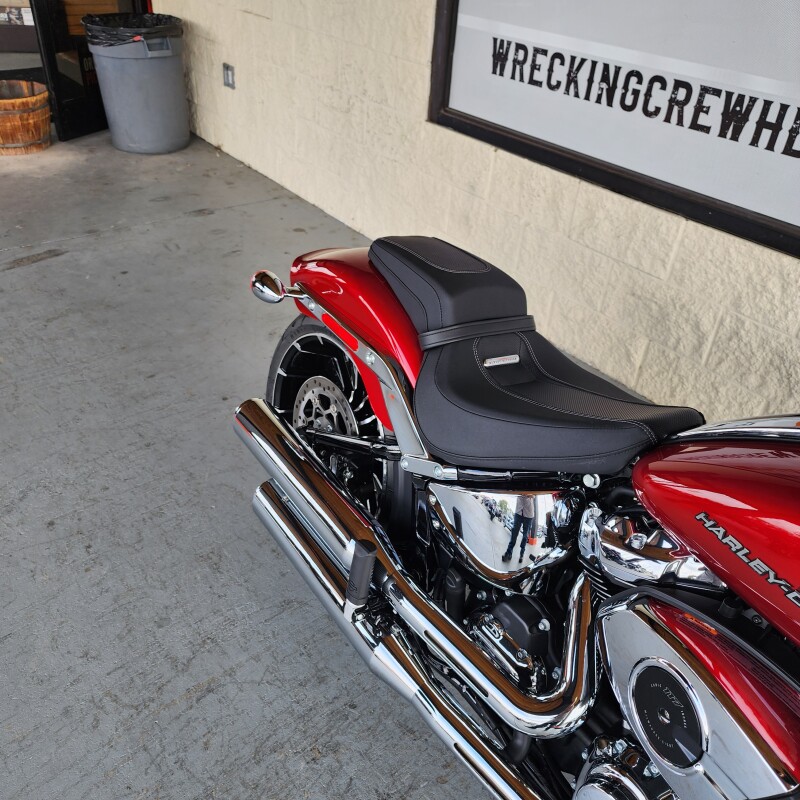 2025 Harley-Davidson Breakout - Photo 10