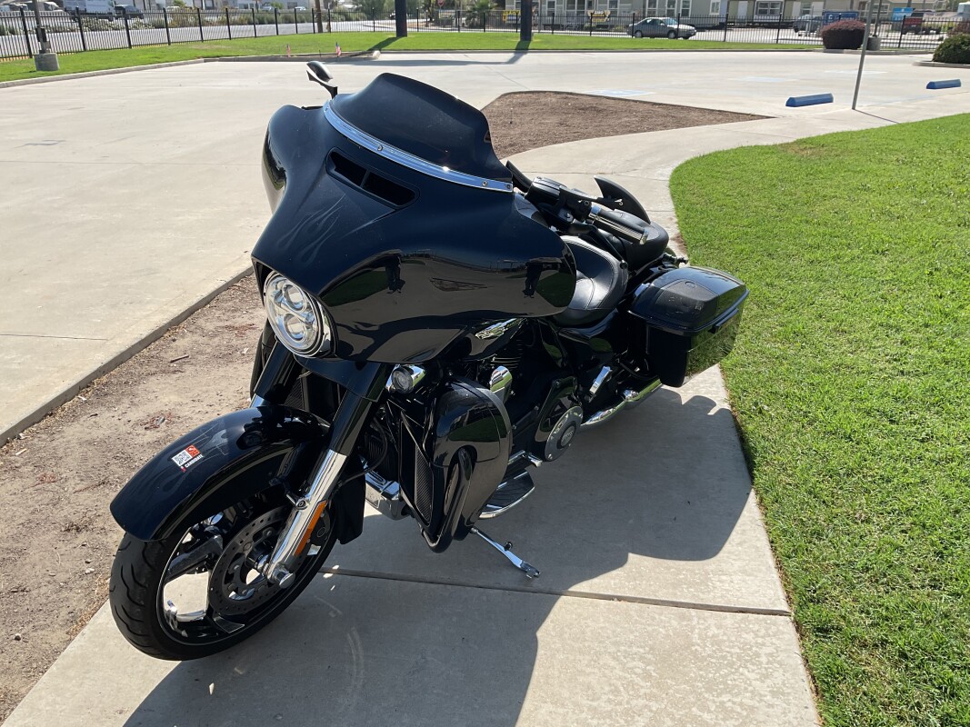 FLHXSE 2016 CVO Street Glide - Photo 5