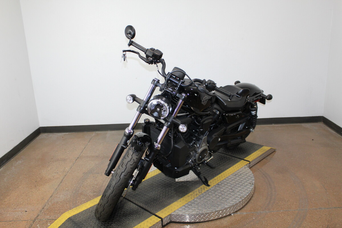 Harley-Davidson Nightster 2023 RH975 309284A BLACK - Photo 4
