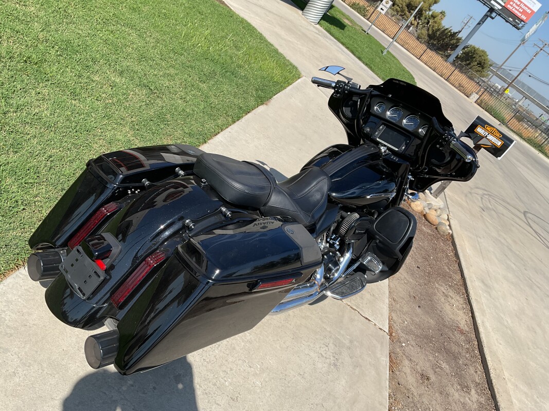 FLHXSE 2016 CVO Street Glide - Photo 8