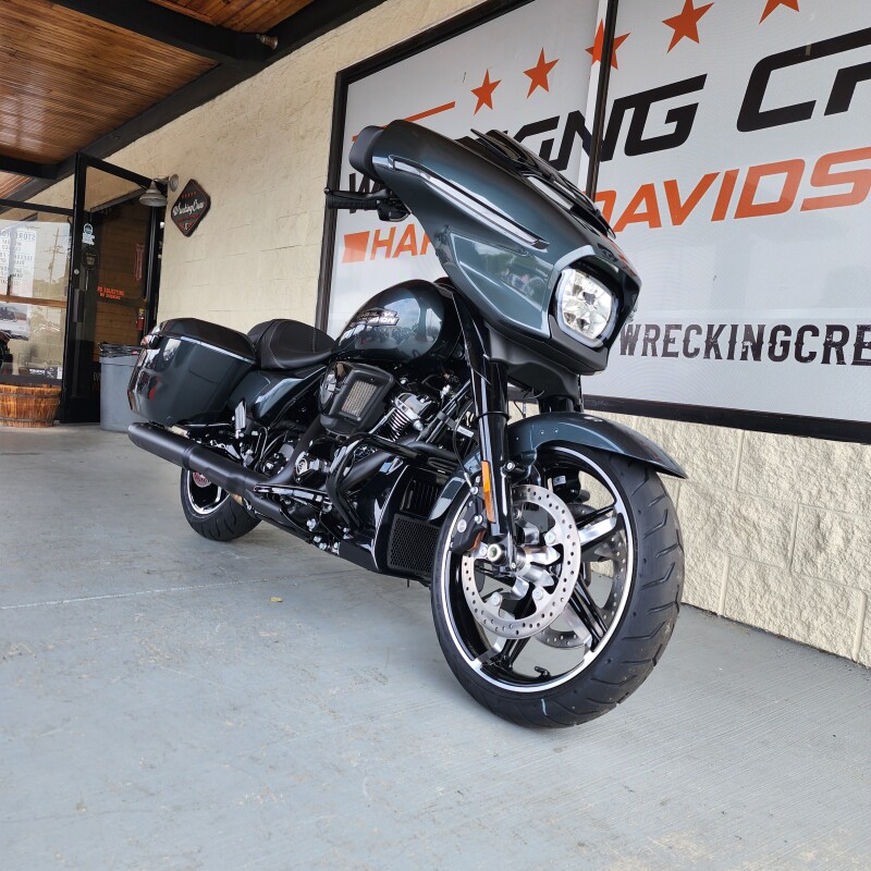 2025 Harley-Davidson Street Glide - Photo 5