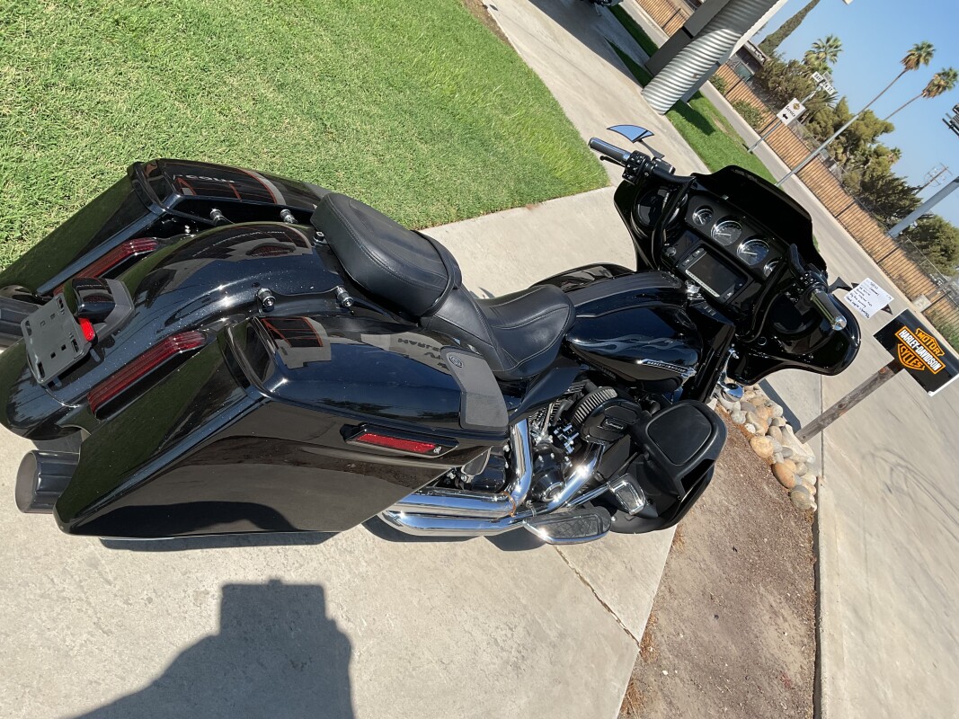 FLHXSE 2016 CVO Street Glide - Photo 4