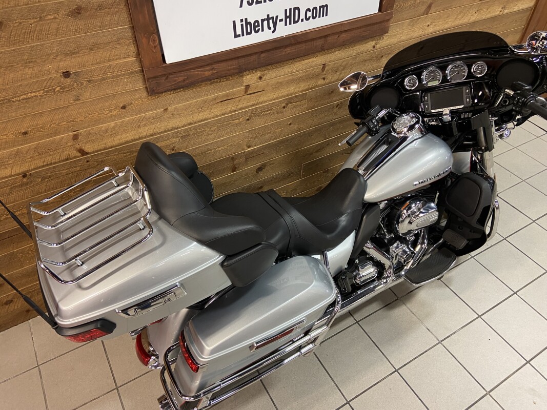2015 Harley-Davidson Ultra Limited Low Two-Tone Brilliant Silver Pearl/Vivid Black FLHTKL - Photo 7