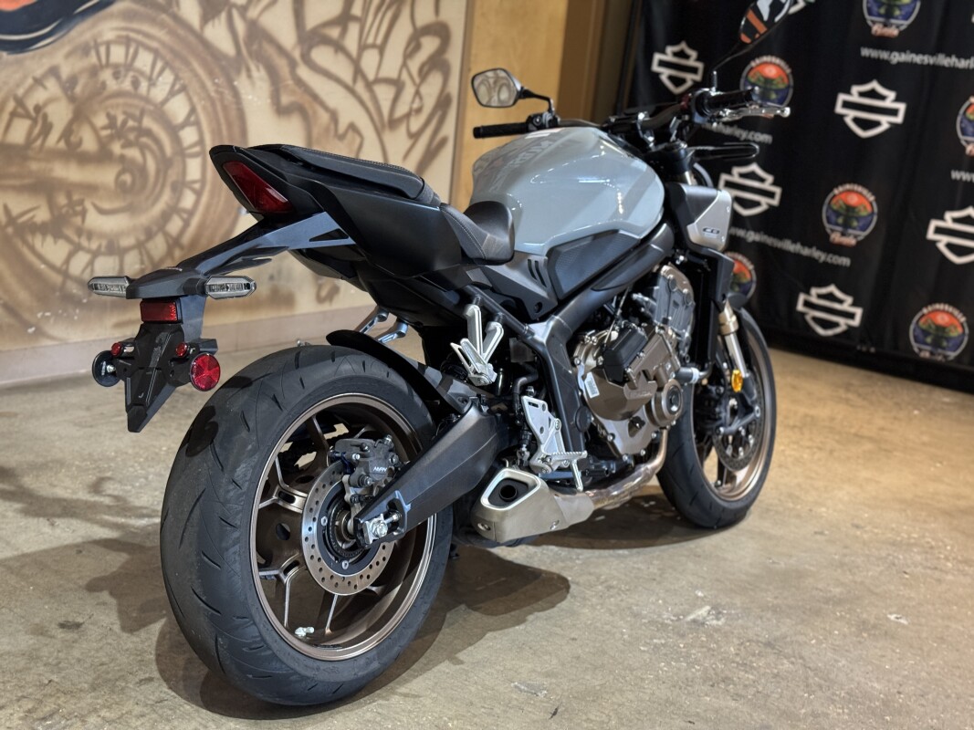 CB650RAR 2024 CB650R - Photo 5