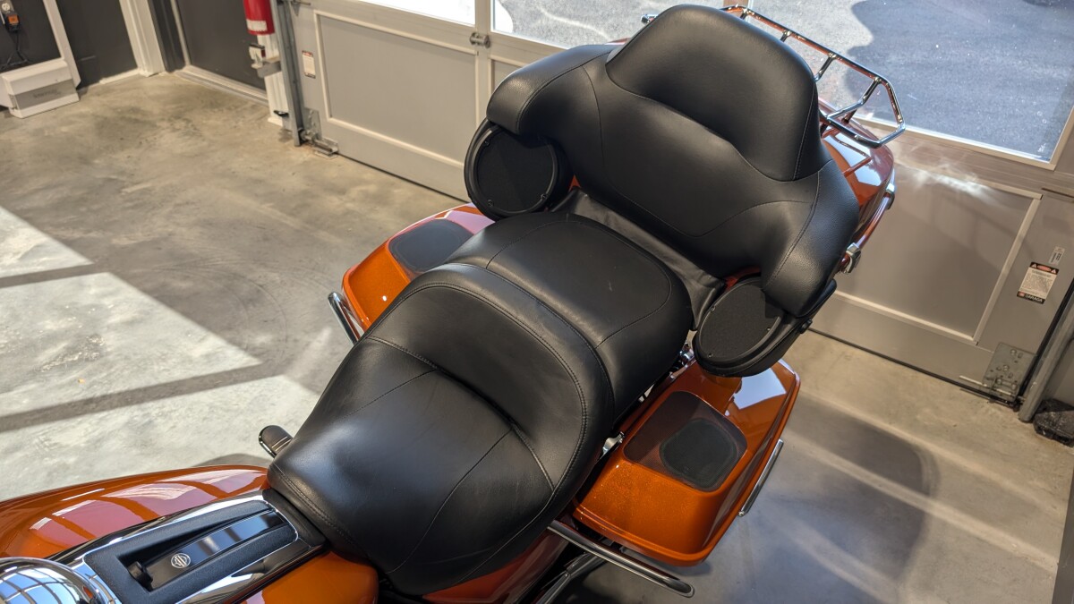 2019 Harley-Davidson Road Glide Ultra Scorched Orange/Black Denim - Photo 6