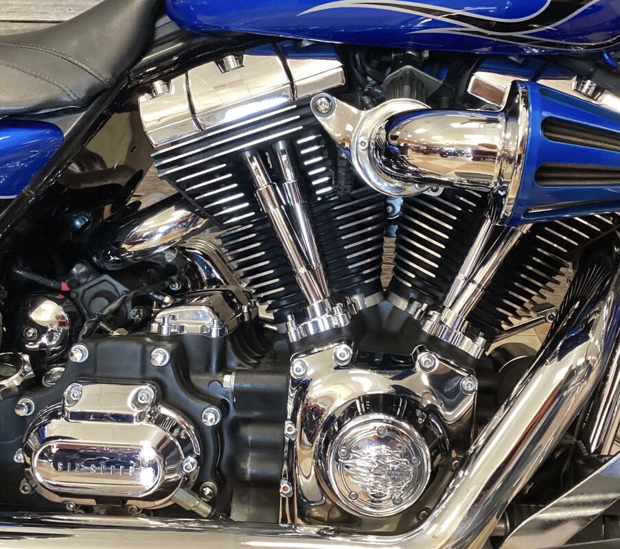 2007 Harley-Davidson Street Glide Blue w/Flames - Photo 5