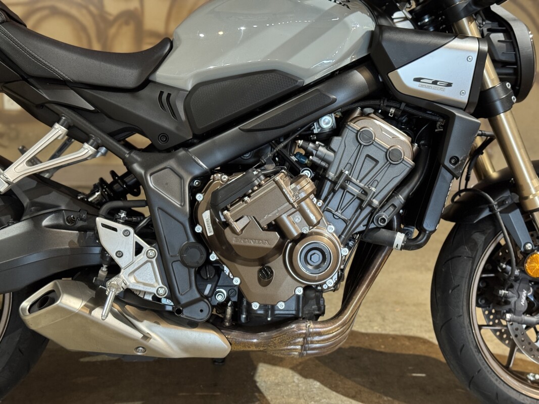 CB650RAR 2024 CB650R - Photo 7