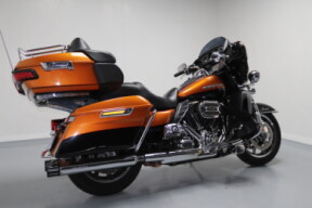 2014 Harley-Davidson® Electra Glide® Ultra Limited Black/Orange thumb 3