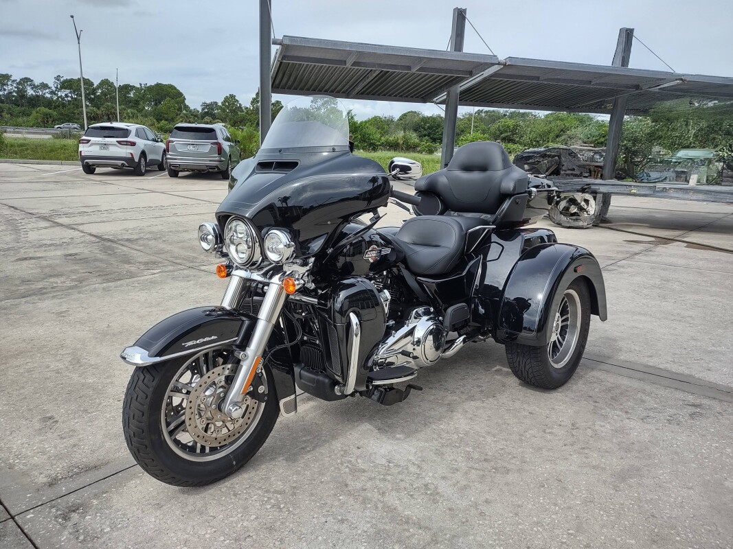 Tri Glide Ultra - Photo 9