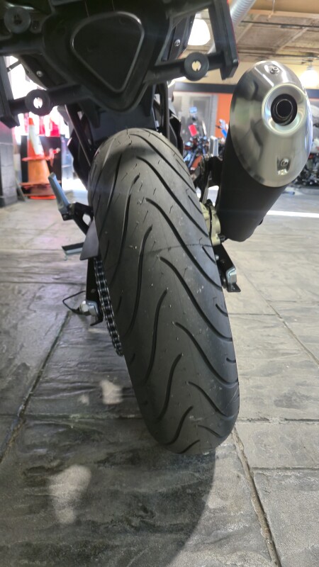 2025 BMW Motorrad G 310 R - Photo 9