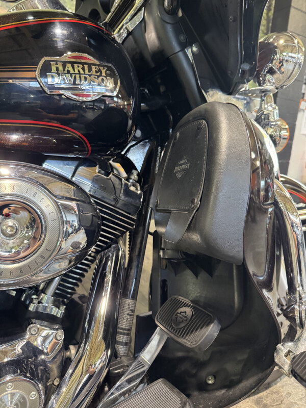2011 Harley-Davidson Electra Glide Ultra Classic - Photo 4
