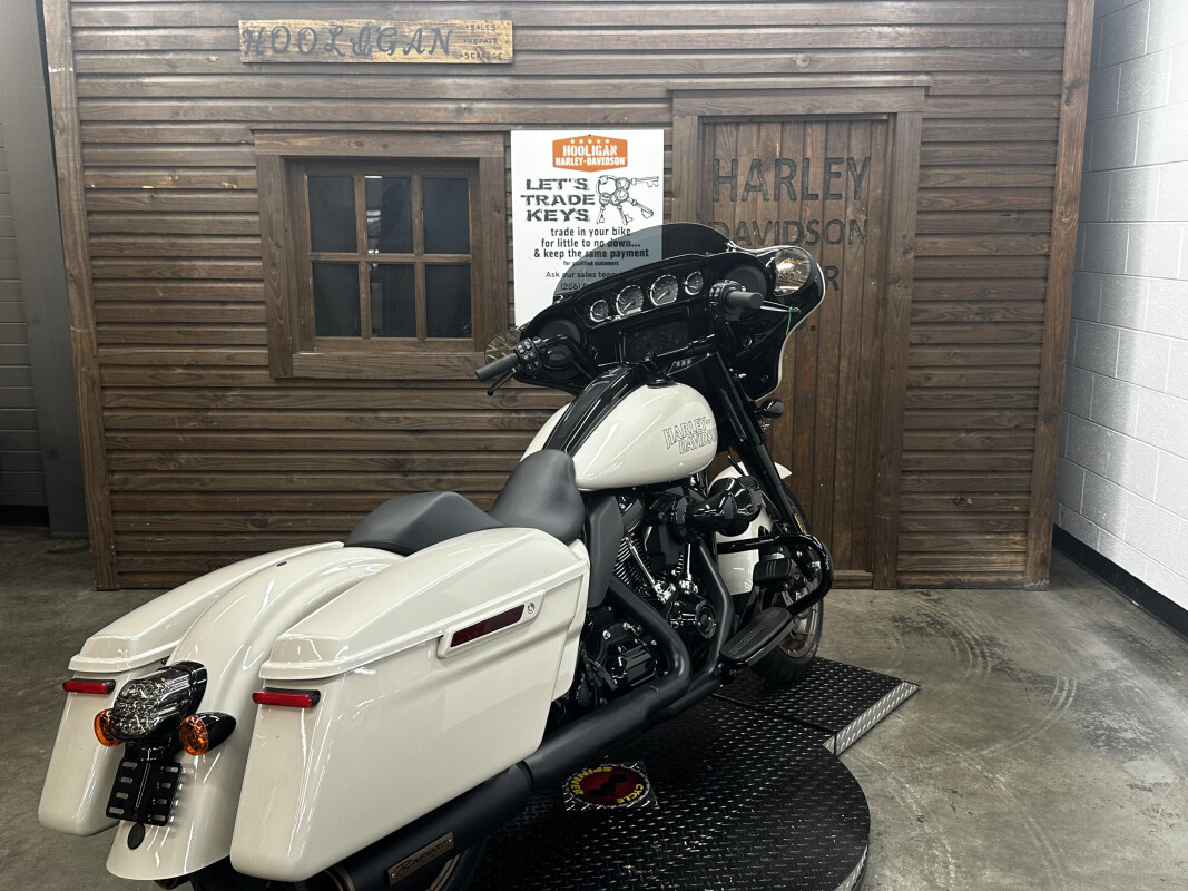 2023 Harley-Davidson Street Glide ST WHITE SAND PRL - Photo 3