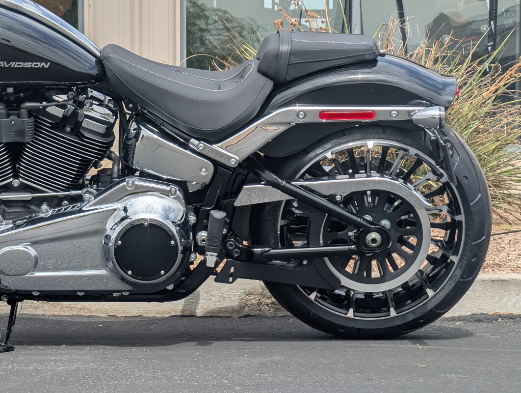 2025 Harley-Davidson Breakout - Photo 7