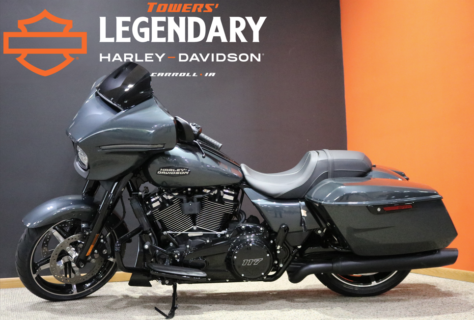 FLHX 2025 Street Glide - Photo 9