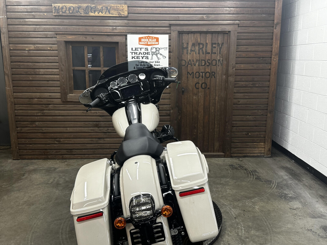2023 Harley-Davidson Street Glide ST WHITE SAND PRL - Photo 4