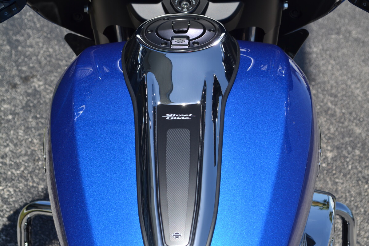 FLHX 2025 Street Glide - Photo 10