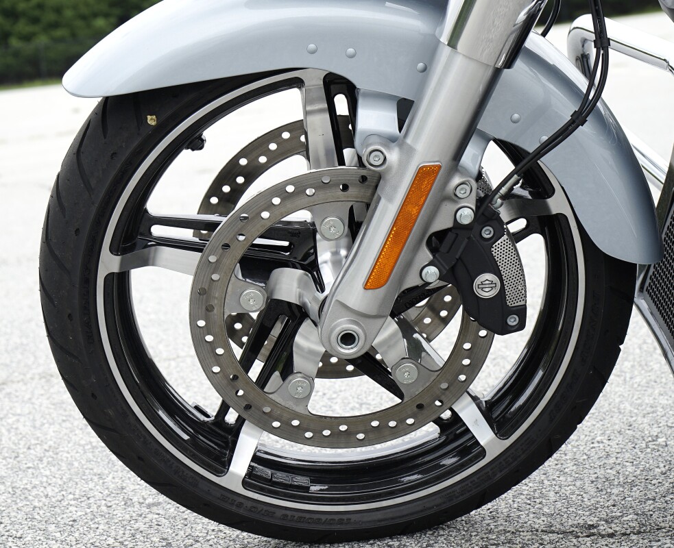 Road Glide - Photo 3