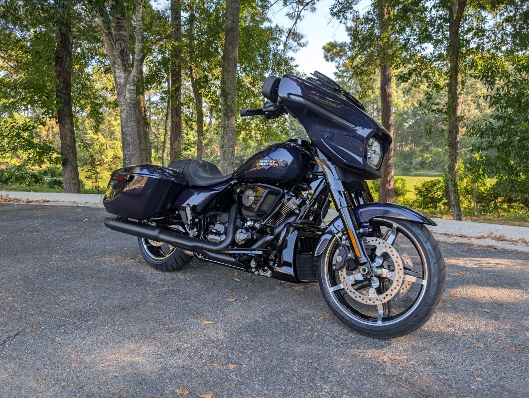 FLHX 2025 Street Glide - Photo 5