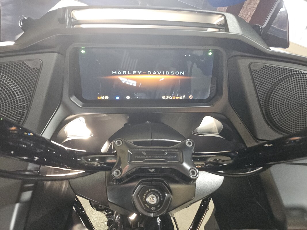 2025 Harley-Davidson Road Glide Mystic Shift - Black Finish - Photo 6