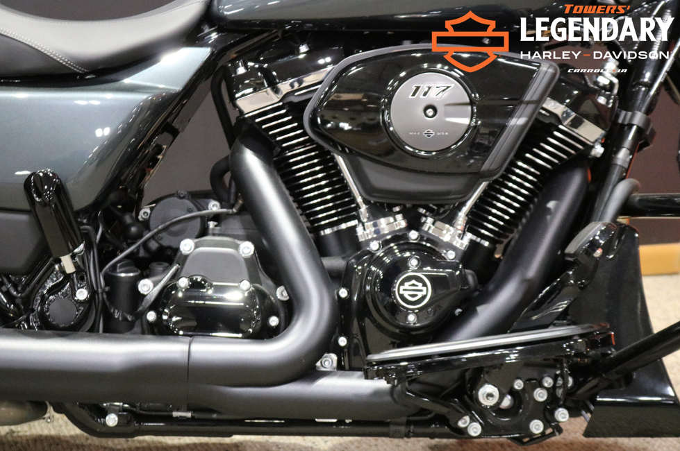 FLHX 2025 Street Glide - Photo 2