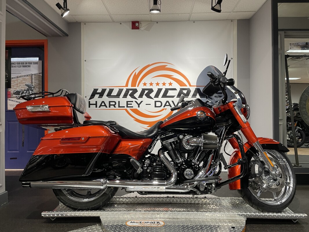 2014 Harley-Davidson CVO Road King