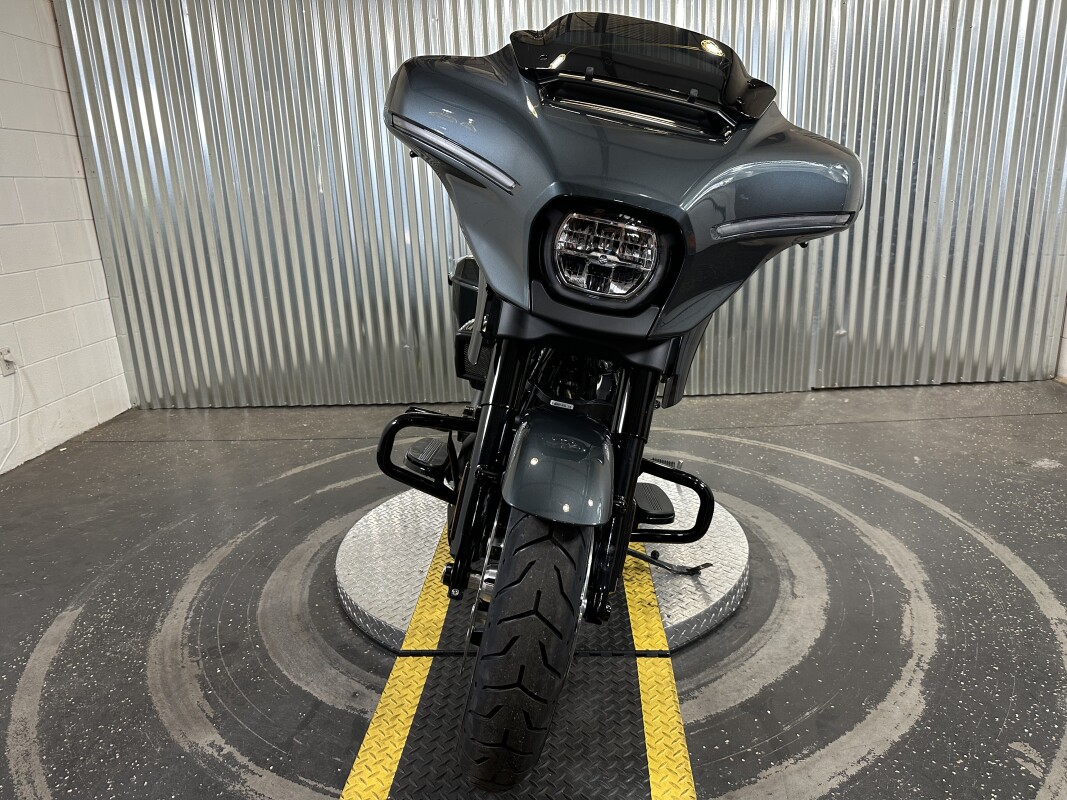 2025 Harley-Davidson Street Glide Iron Horse Metallic - Black Finish - Photo 3