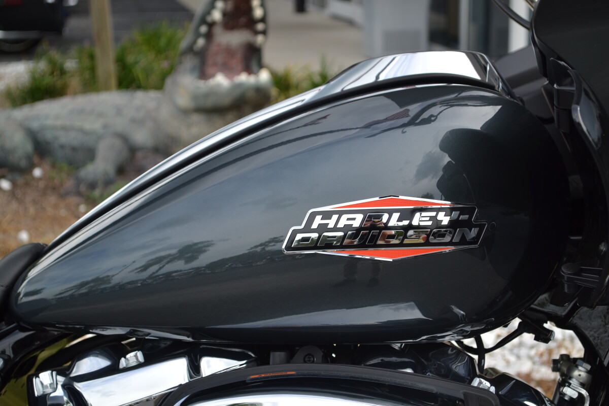 2025 Harley-Davidson Road Glide Iron Horse Metallic - FLTRX - Photo 4