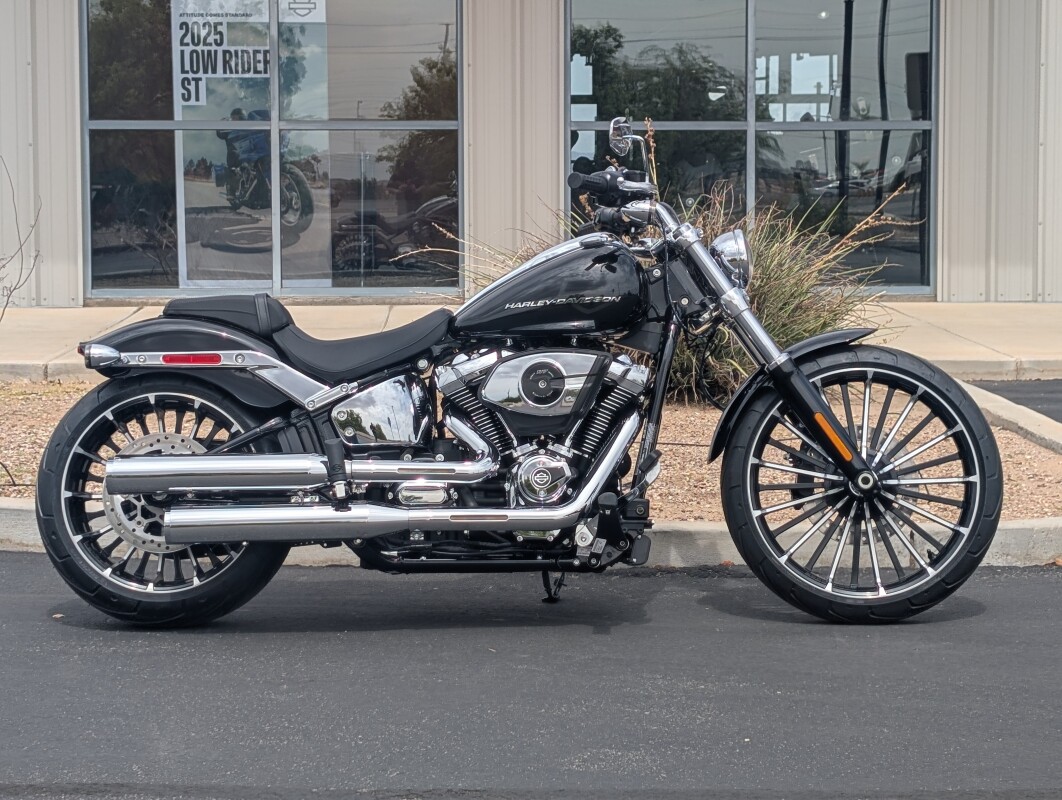 2025 Harley-Davidson Breakout